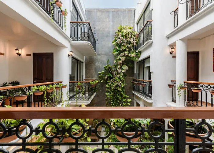 Banana Boutique & - 5th Av Hotel 3*