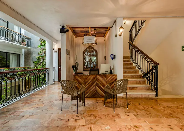 Banana Boutique & - 5th Av Playa del Carmen