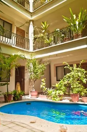 Banana Boutique & - 5th Av 3*