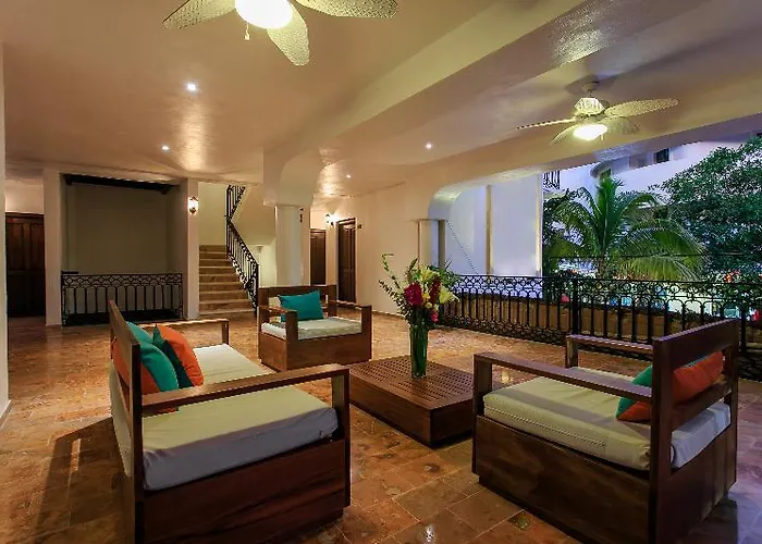 Banana Boutique & - 5th Av Playa del Carmen